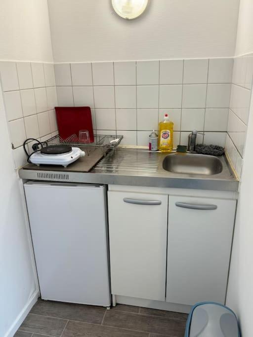 Superbe Appartement Tres Calme Et Confortable Reims Dış mekan fotoğraf